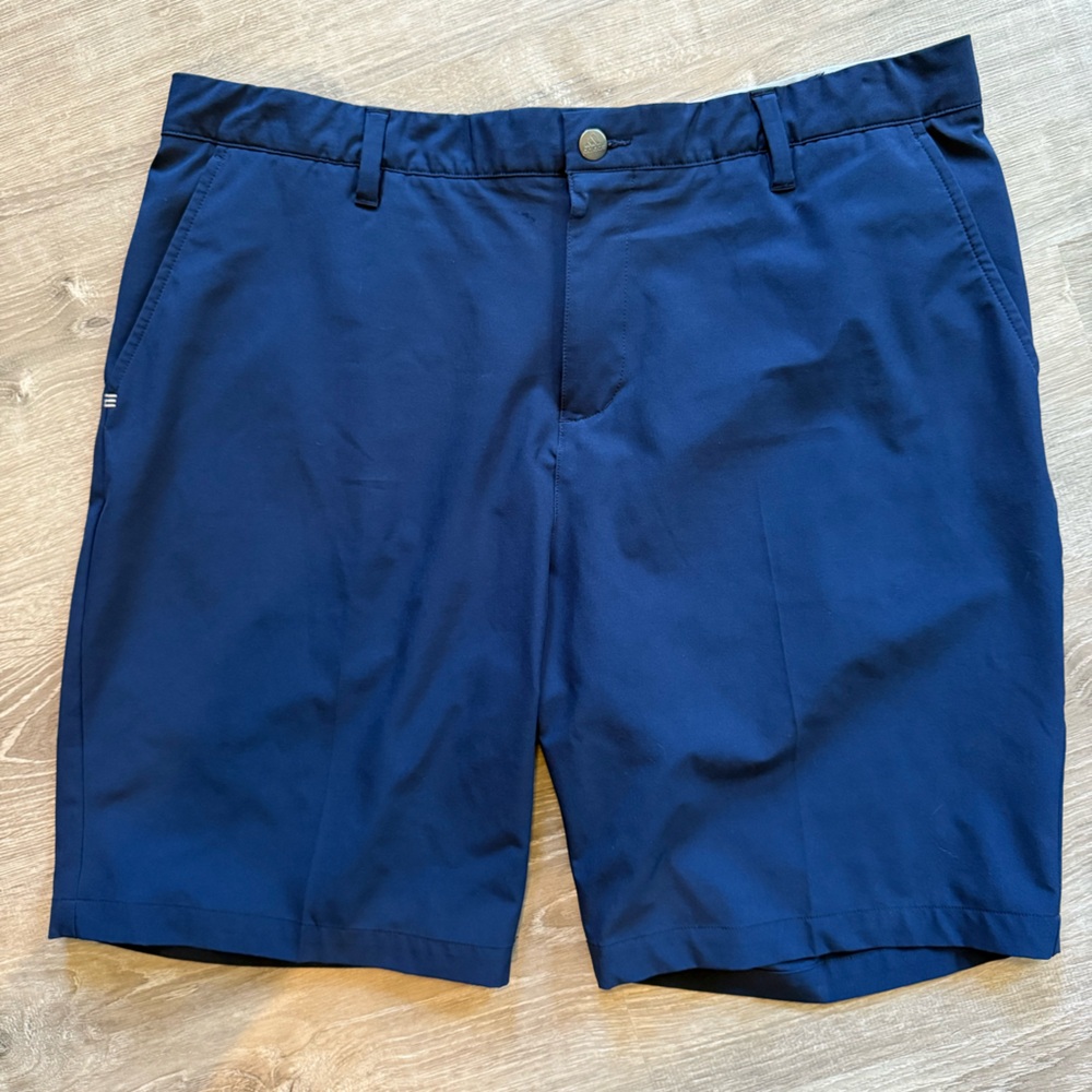 Adidas Men's Navy Golf Shorts size 38
